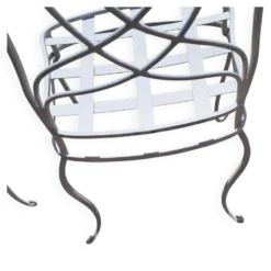 Serie de chaises de jardin en metal