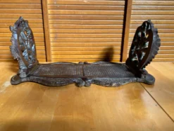 Serre Livres Ancien Extensible Bois Sculpté Motif Végétaux Vintage #E3