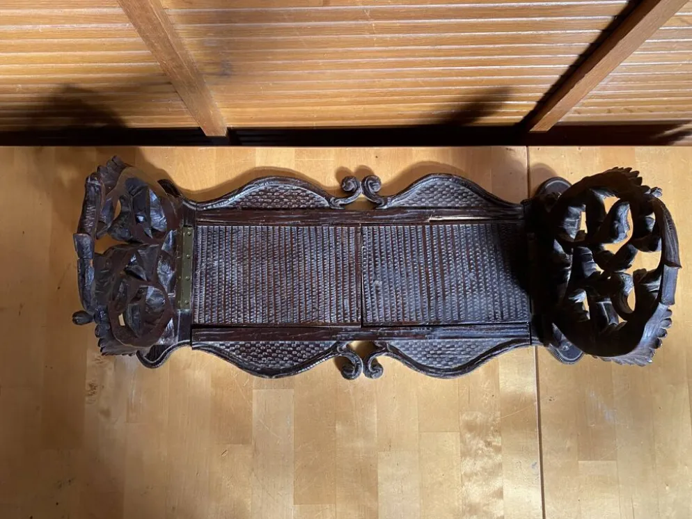 Serre Livres Ancien Extensible Bois Sculpté Motif Végétaux Vintage #E3