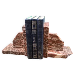 Serre-livres anciens en marbre rose – Paire Art Déco vintage