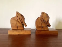 Serre-livres éléphants en bois, artisanal 1960