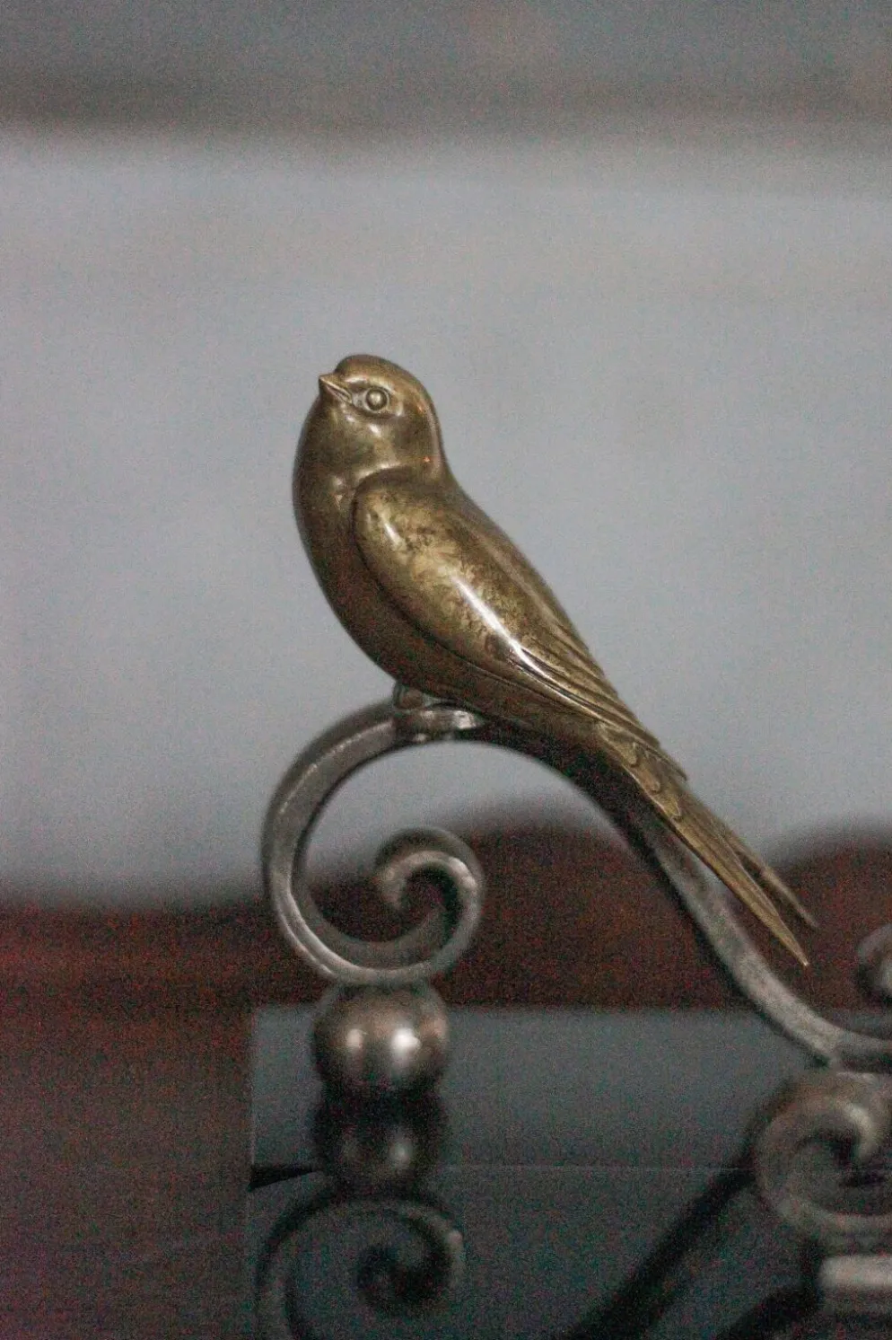 Serre-livres vintage, oiseau laiton socle marbre noir, animaux laiton