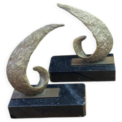 Serres-livres en bronze et marbre