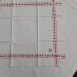 service de table ancien rouge et blanc 