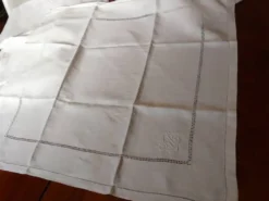 service de table 2 nappes + 11 serviettes mono GC en métis