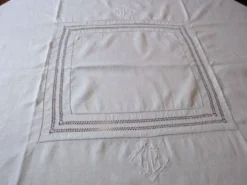 service de table 2 nappes + 11 serviettes mono GC en métis