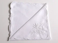 Service de table très brodé, nappe 210 x 170 cm, 12 serviettes, toile de fil