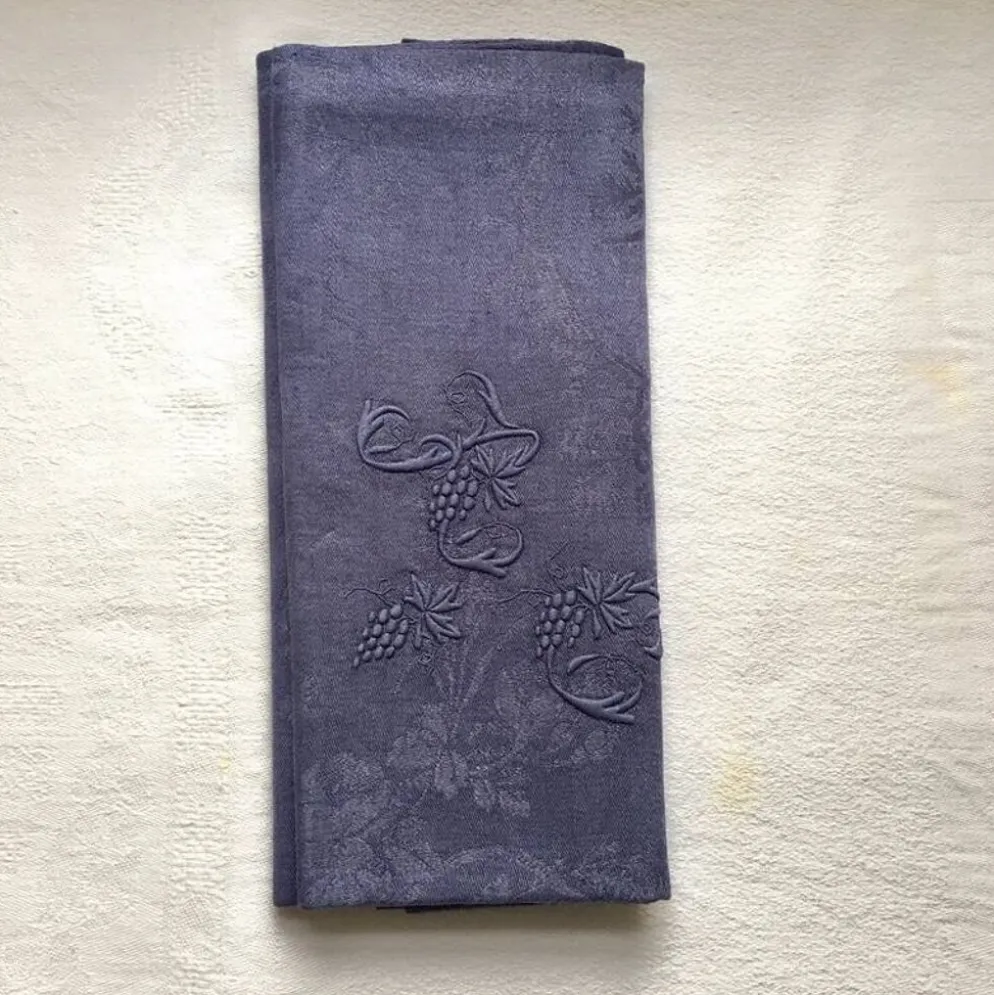 Serviette de table ancienne brodée AC violette