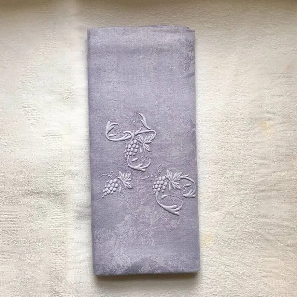 Serviette de table ancienne brodée AC lilas