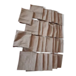 28 serviettes