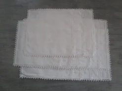 14 serviettes a a thé anciennes brodées, monogrammées