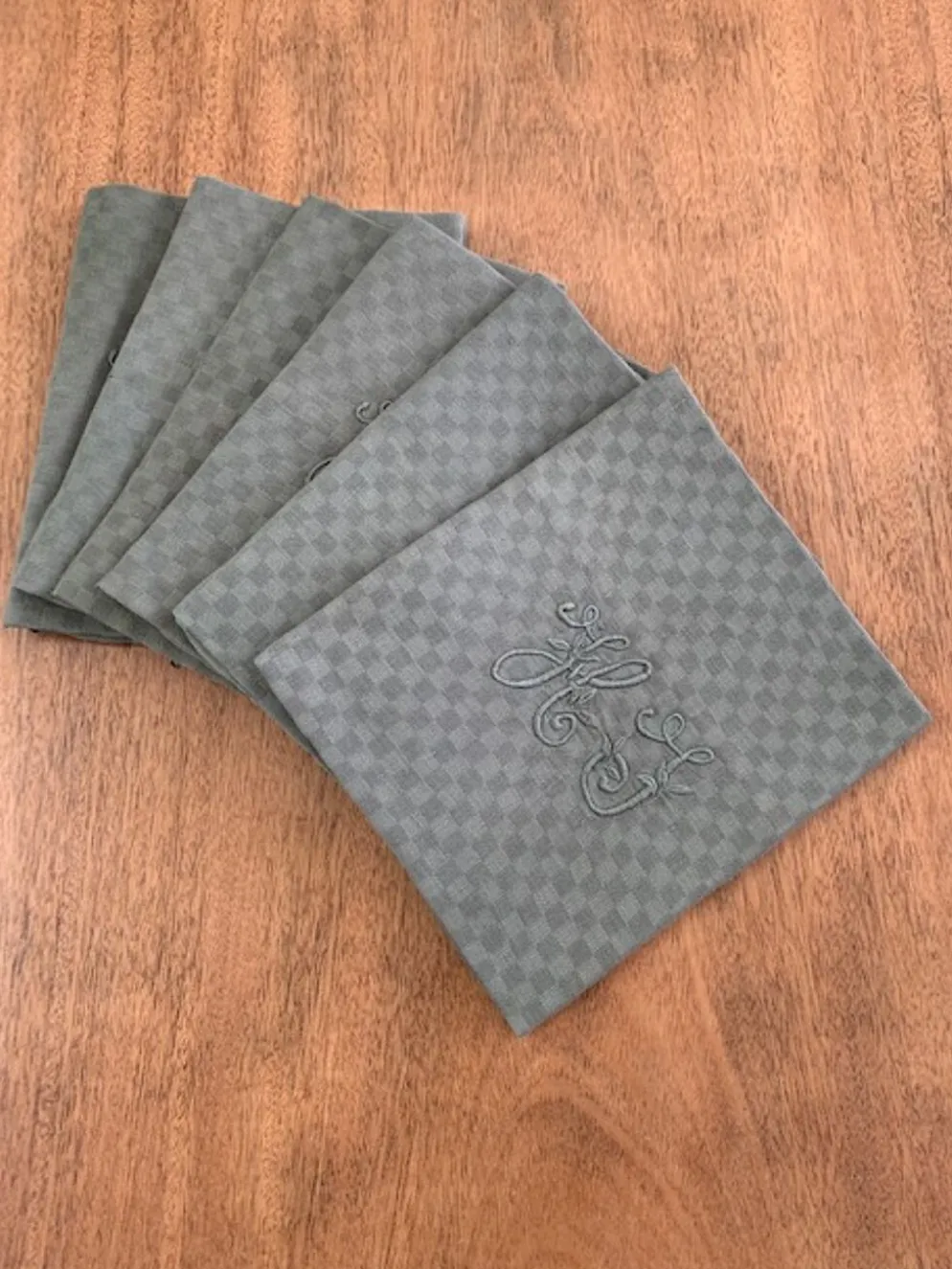 Serviettes anciennes monogrammées