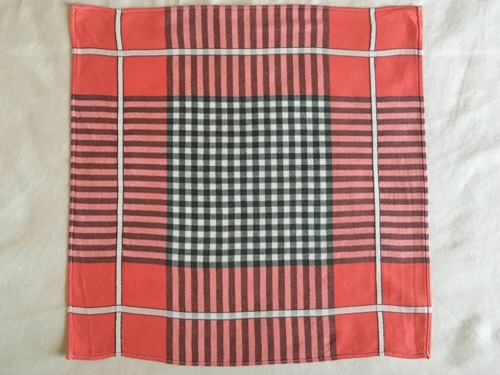 3 serviettes bistrot rouge/jaune 47 x 47