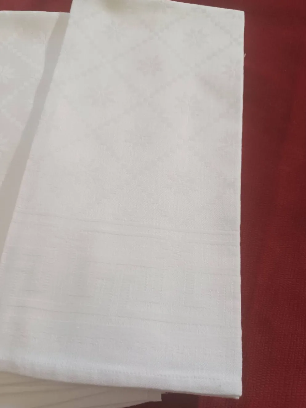 4 serviettes blanches damassé de lin