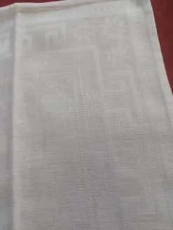4 serviettes blanches damassé de lin