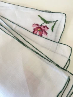 6 serviettes brodées main, 28 cm
