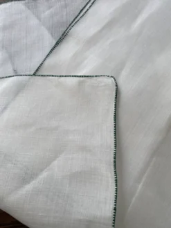 6 serviettes brodées main, 28 cm
