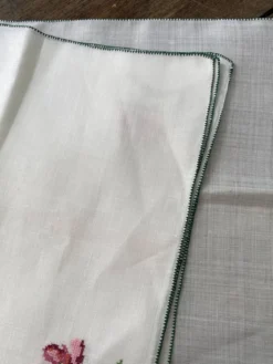6 serviettes brodées main, 28 cm