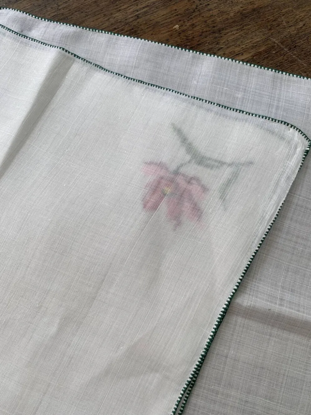 6 serviettes brodées main, 28 cm