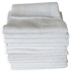 12 serviettes de table anciennes en coton damasse