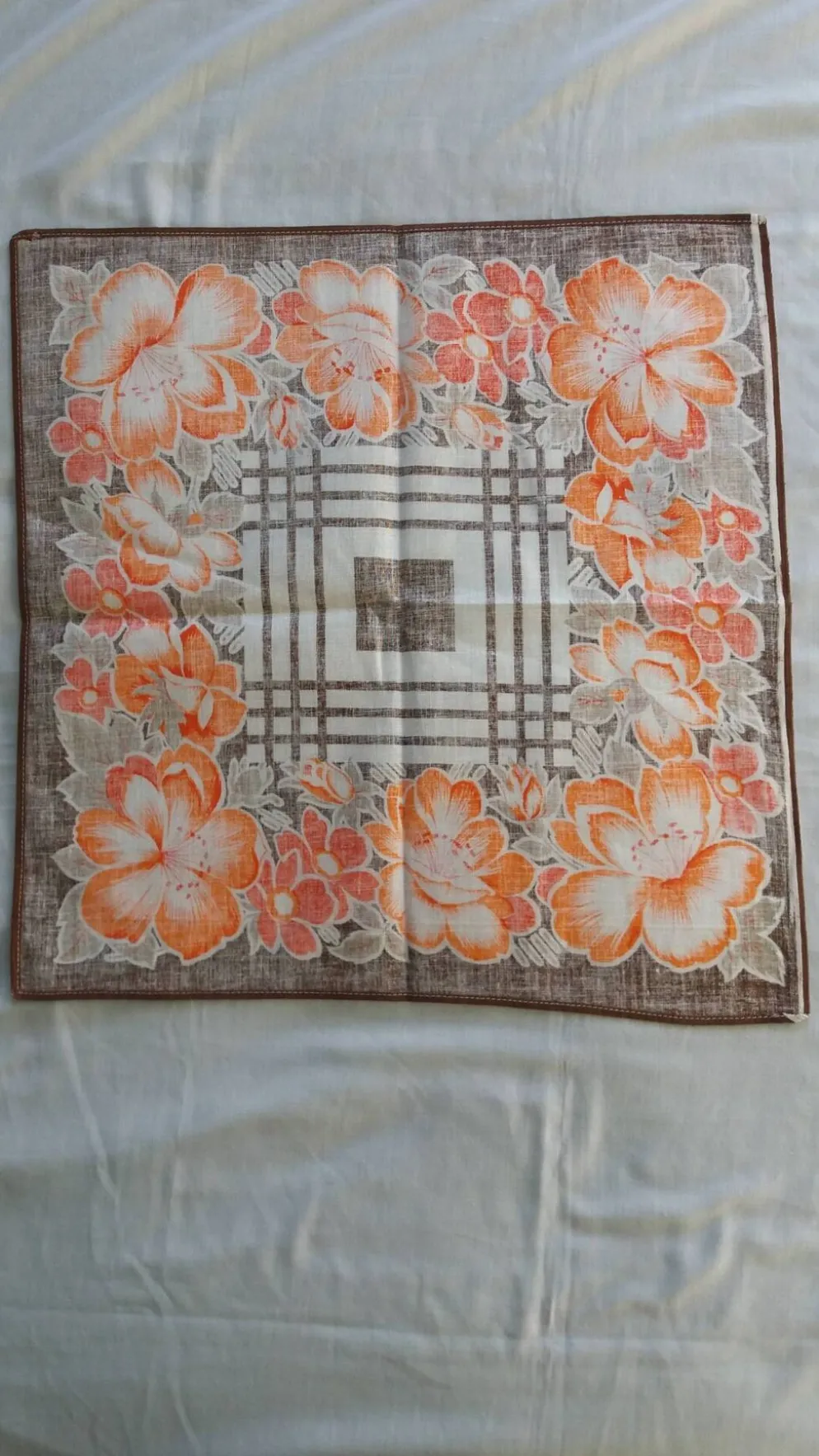 12 serviettes de table, années 70