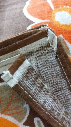 12 serviettes de table, années 70