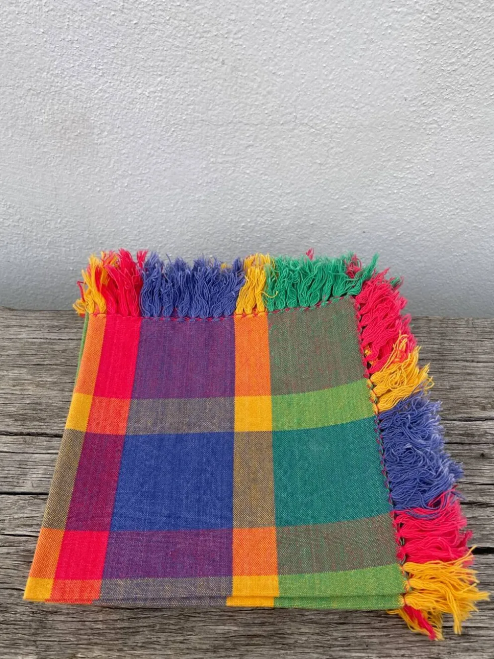 5 serviettes de table à carreaux multicolores