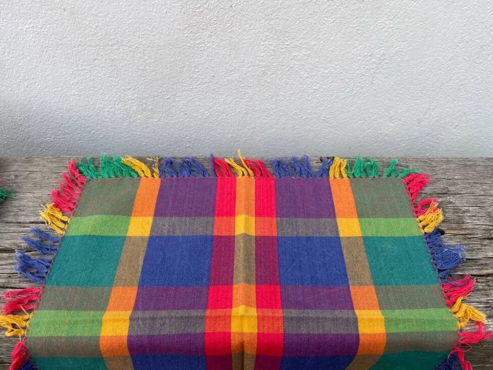 5 serviettes de table à carreaux multicolores