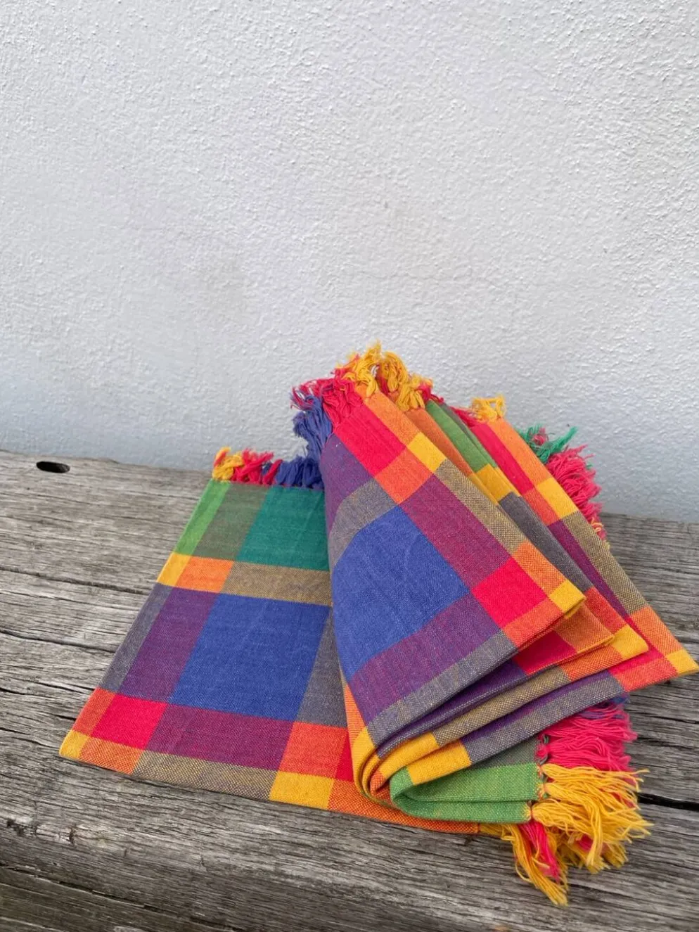 5 serviettes de table à carreaux multicolores