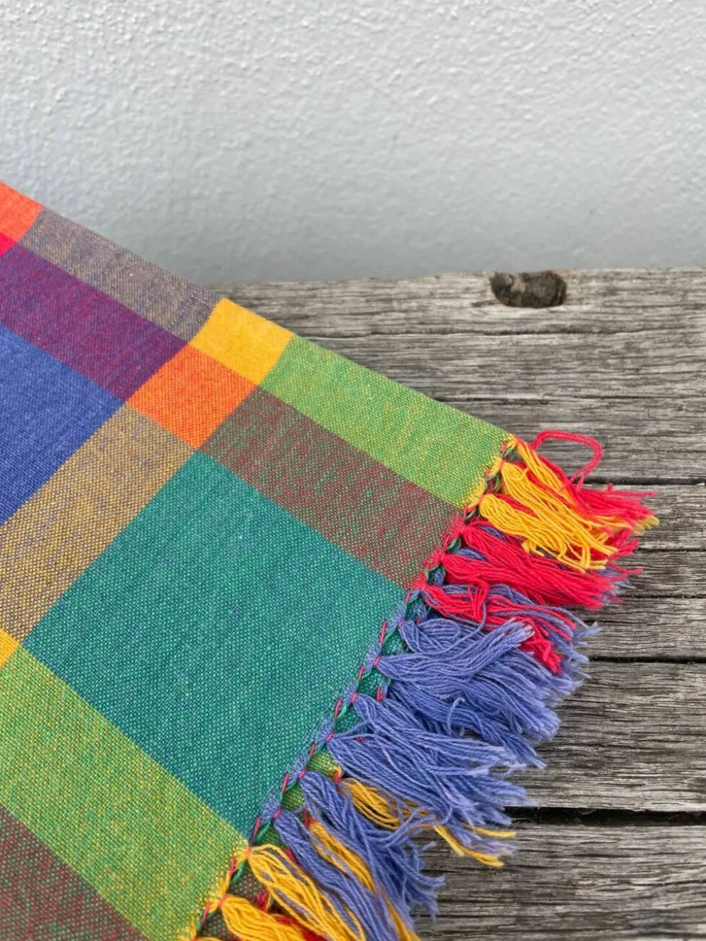 5 serviettes de table à carreaux multicolores