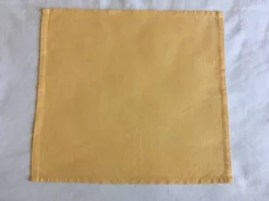 3 serviettes de table damassées 40 x 39