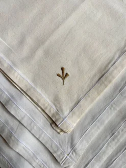 6 serviettes de table en coton beige brodé