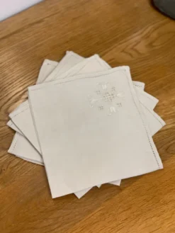 4 serviettes de table en lin