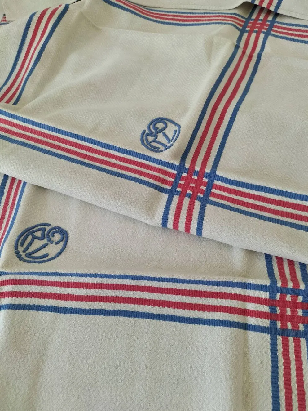 Serviettes de table monogrammées