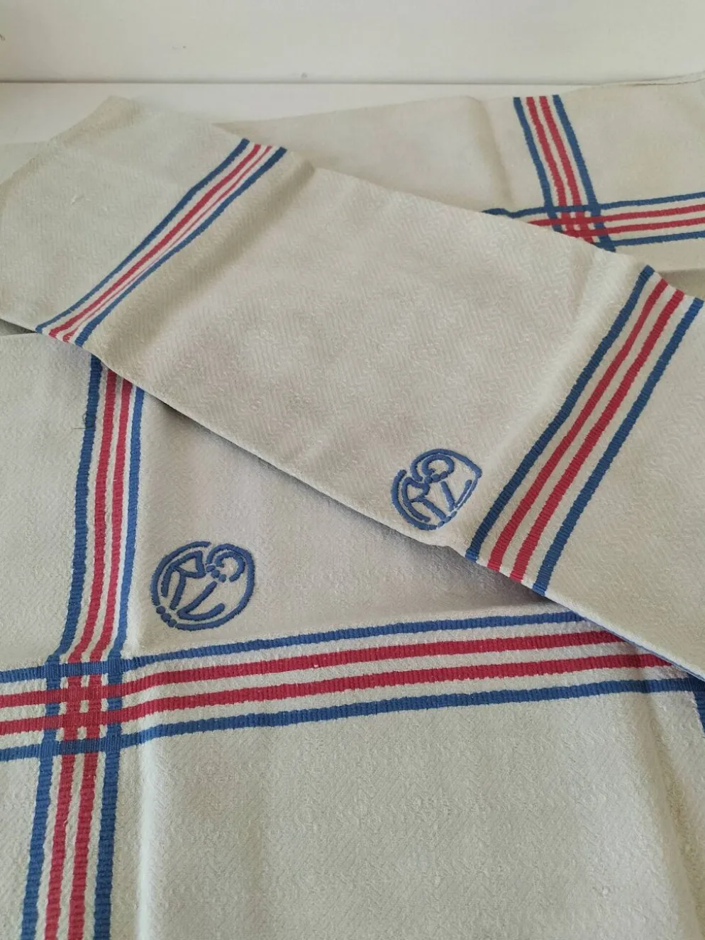 Serviettes de table monogrammées