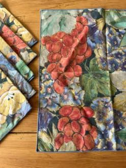 6 serviettes de table motifs fleuris