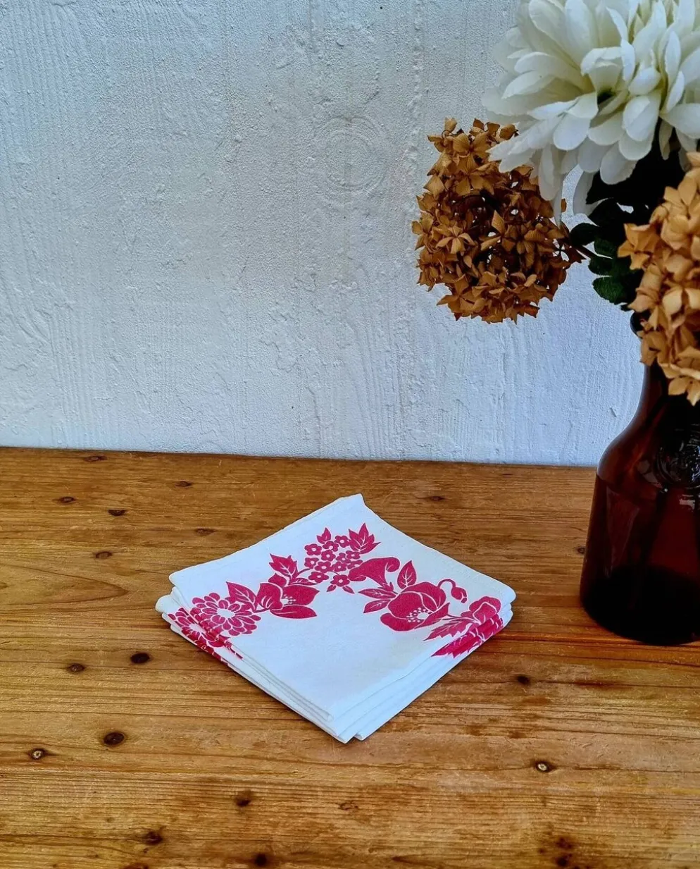 4 serviettes de table vintage blanches à fleurs roses