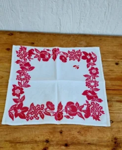 4 serviettes de table vintage blanches à fleurs roses