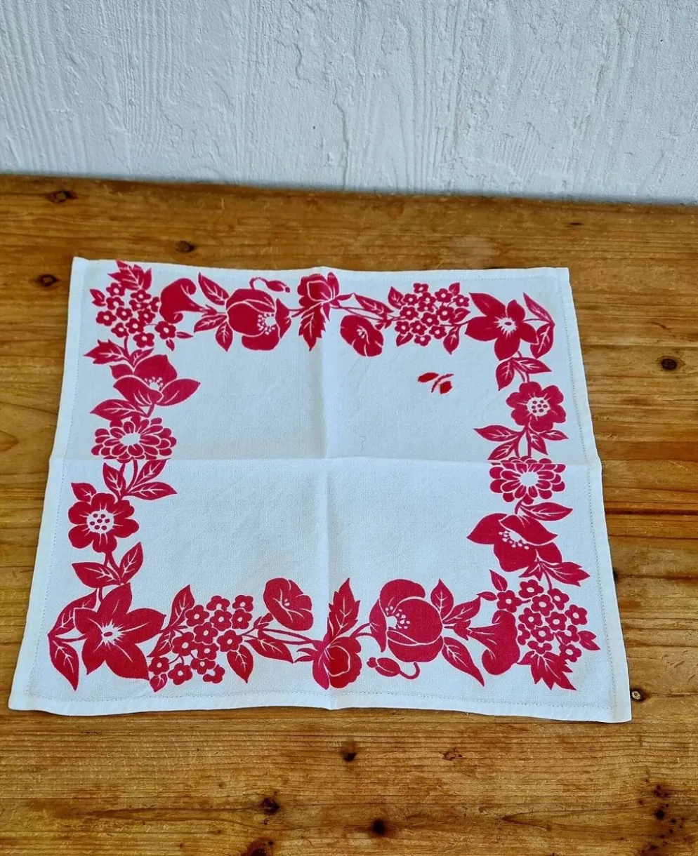 4 serviettes de table vintage blanches à fleurs roses
