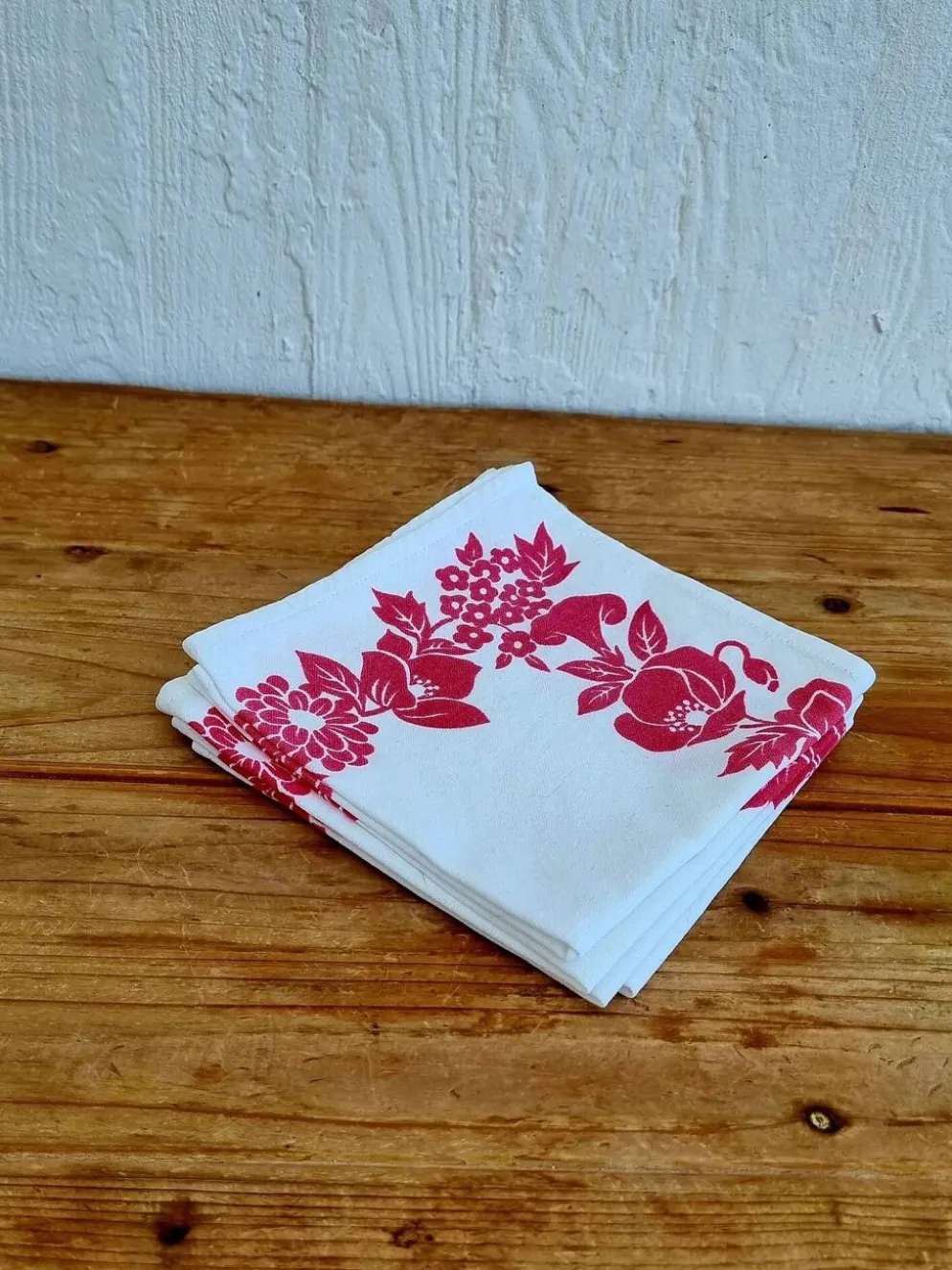 4 serviettes de table vintage blanches à fleurs roses