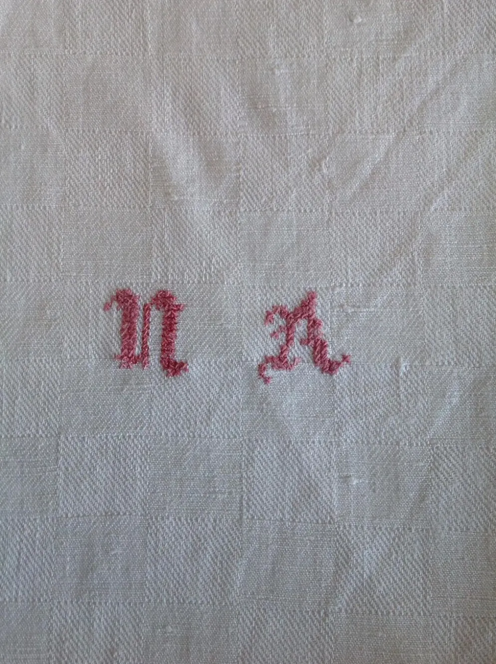 5 serviettes en coton dammasè monogrammees NA