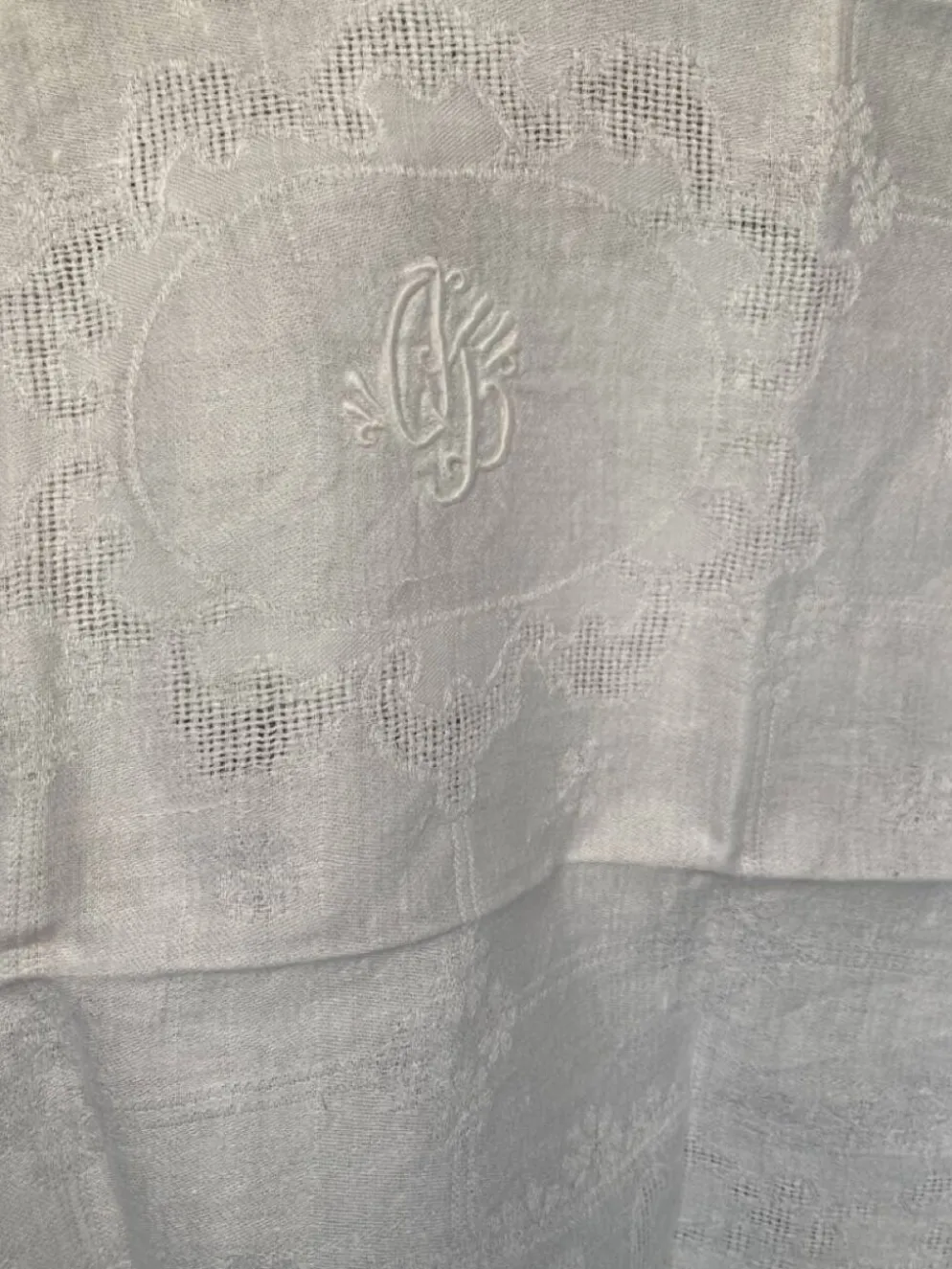 Serviettes monogramme lin damassé bordure ajouré linge ancien