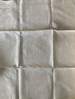 Serviettes monogramme lin damassé bordure ajouré linge ancien