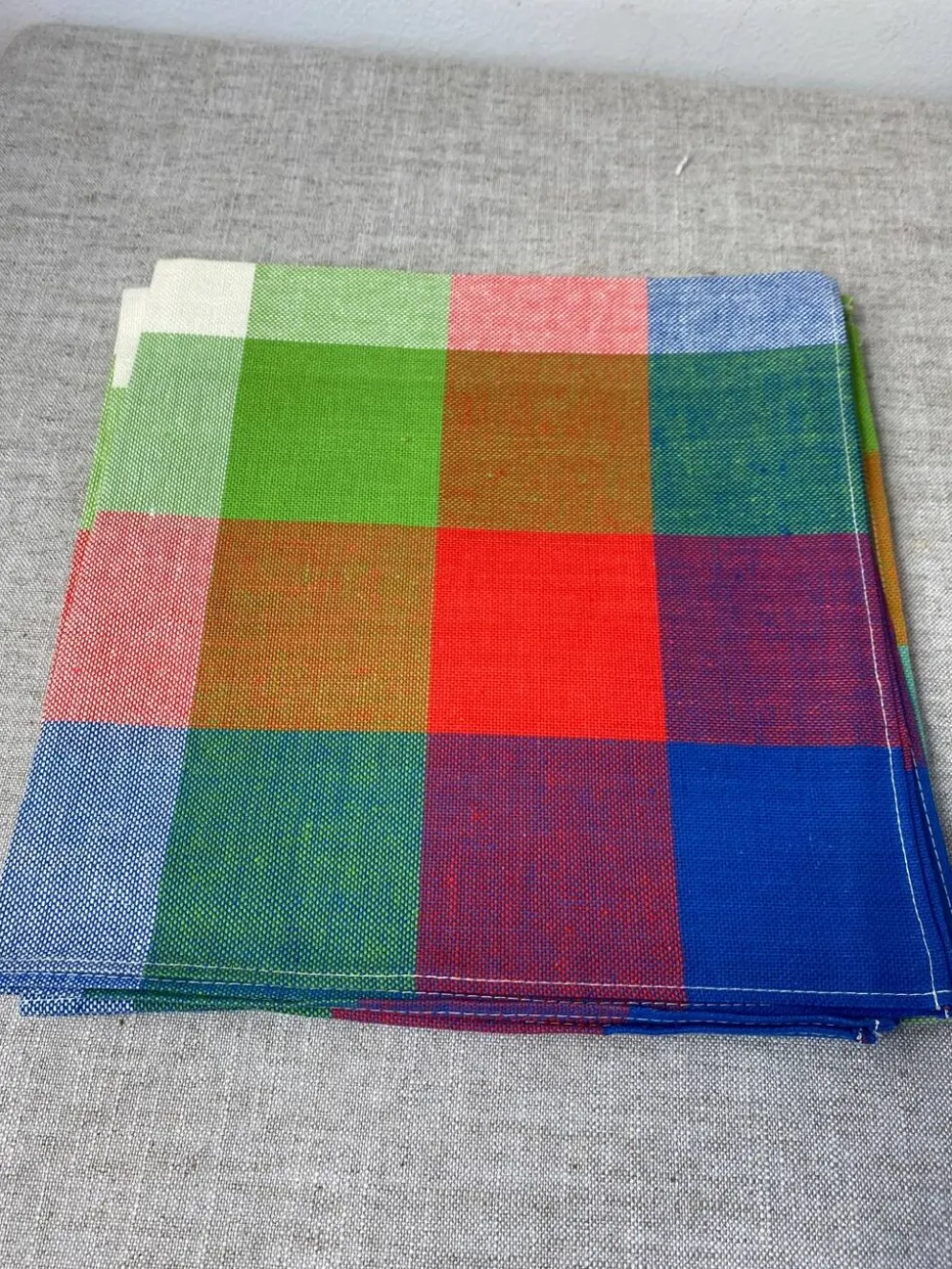 Serviettes pue coton modèle vintage à carreaux