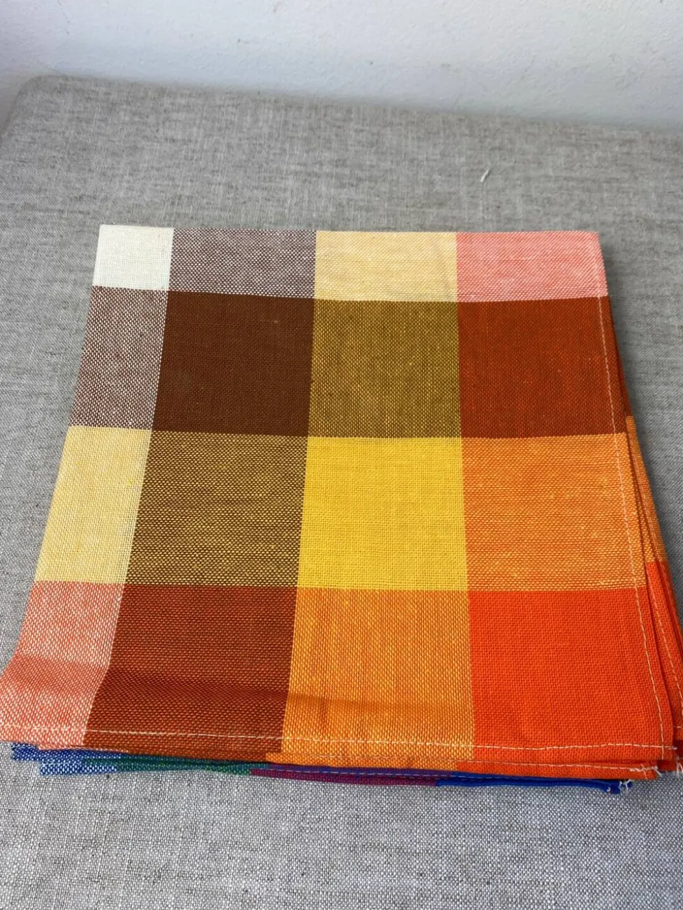 Serviettes pue coton modèle vintage à carreaux