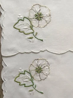 4 Serviettes "Roses Mikado"