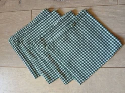 4 serviettes vintages à carreaux