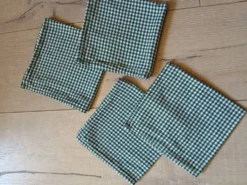 4 serviettes vintages à carreaux