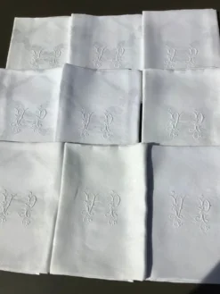 9 serviettes VP damassé 87x72cm motifs rubans