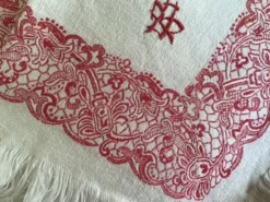 Set de 5 serviettes blanches et rouges